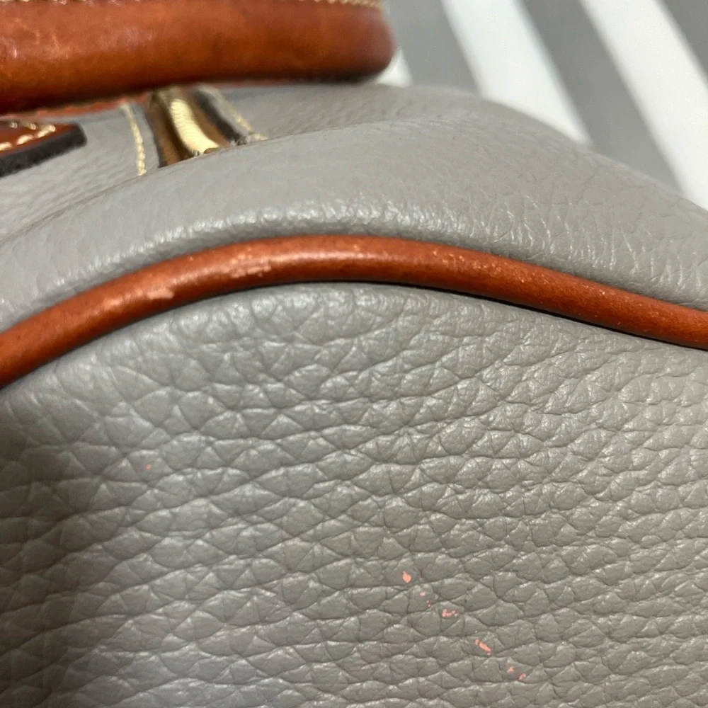 Authentic  Dooney & Bourke elephant gray pebbled leather barrel (Trudy) satchel - Picture 10 of 15